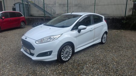 2016 Ford Fiesta - photo 4