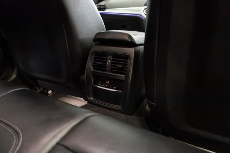 2022 BMW 3-Series - photo 14