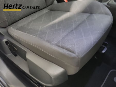 2023 Volkswagen Golf - photo 19