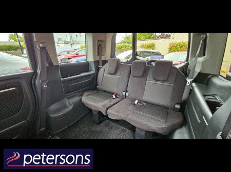 2017 Honda Stepwagon - photo 18
