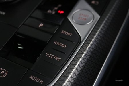 2023 BMW 3-Series - photo 27