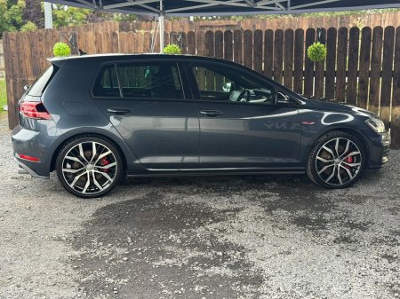 2019 Volkswagen Golf - photo 8