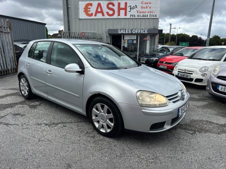 2005 Volkswagen Golf - photo 2