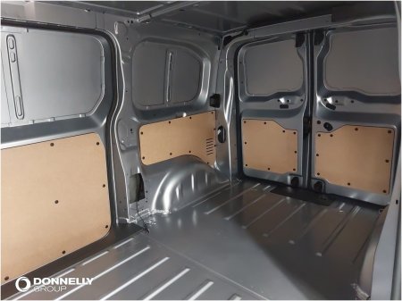 2026 Vauxhall Vivaro - photo 9