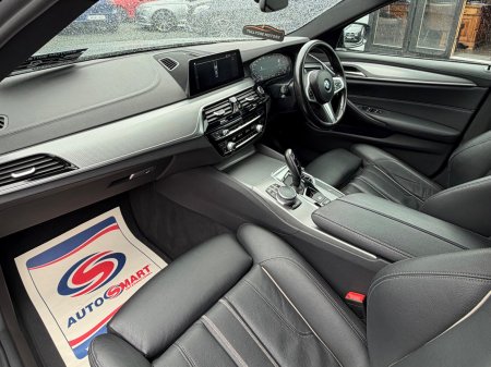 2020 BMW 5-Series - photo 19
