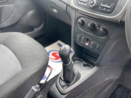 2016 Dacia Logan - photo 15