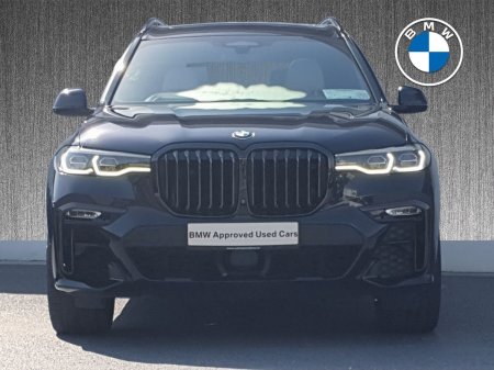 2020 BMW X7 - photo 16