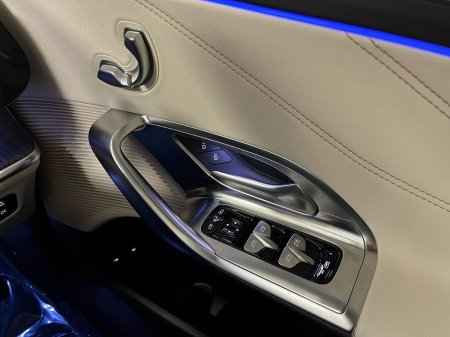 2026 Mercedes-Benz GLC - photo 15