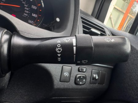 2011 Toyota Avensis - photo 18