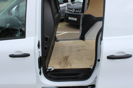 2024 Renault Kangoo - photo 30