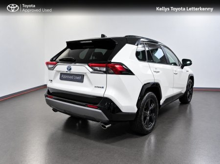2021 Toyota RAV4 - photo 2