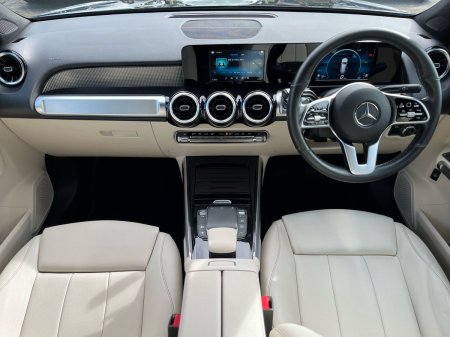 2021 Mercedes-Benz GLB - photo 2