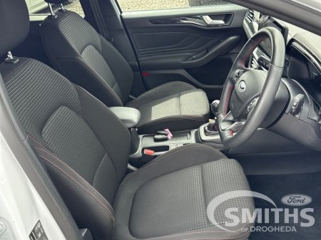 2023 Ford Focus - photo 4