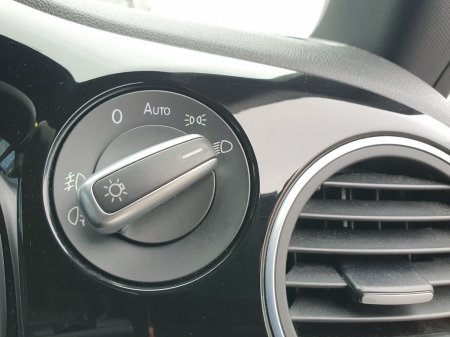 2018 Volkswagen Beetle - photo 12