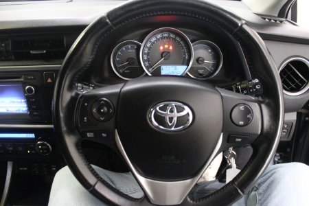 2015 Toyota Auris - photo 24