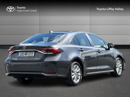 2023 Toyota Corolla - photo 2