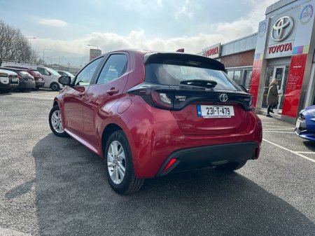 2023 Toyota Yaris - photo 11