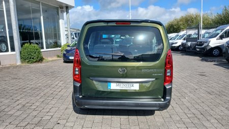 2025 Toyota Proace - photo 22