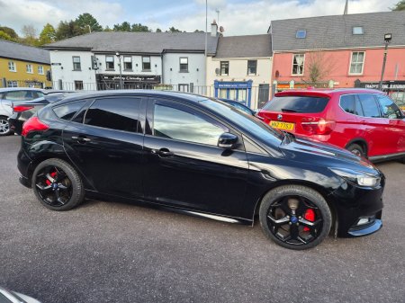 2016 Ford Focus - photo 2