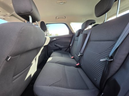2018 Ford Focus - photo 26