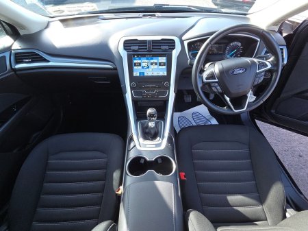 2017 Ford Mondeo - photo 4