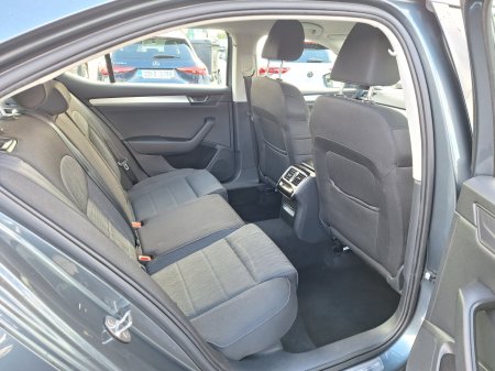 2019 Skoda Superb - photo 11