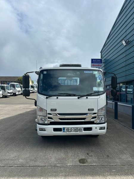 2019 ISUZU NPR - photo 2