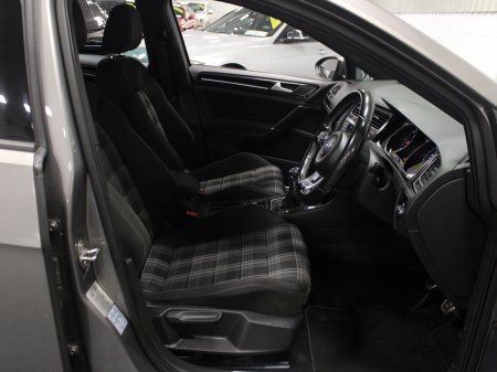 2017 Volkswagen Golf - photo 28