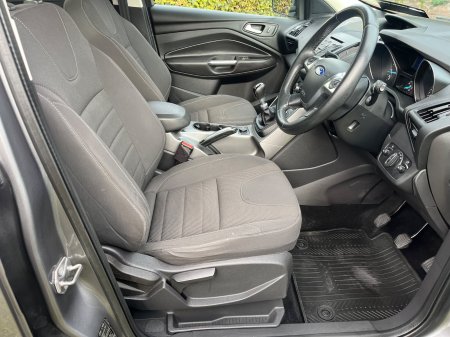 2014 Ford Kuga - photo 34