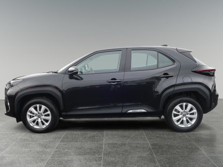 2024 Toyota Yaris Cross - photo 2
