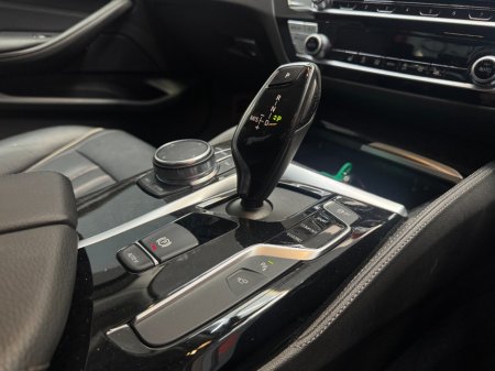 2019 BMW 5-Series - photo 10