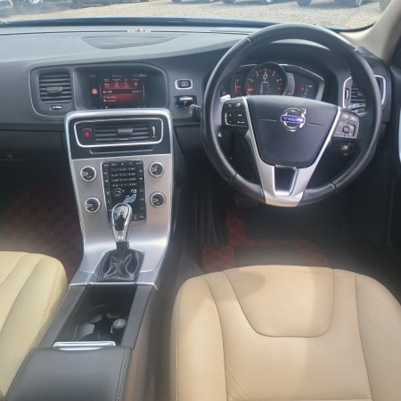 2017 Volvo V60 - photo 10