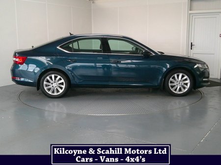 2021 Skoda Superb - photo 9
