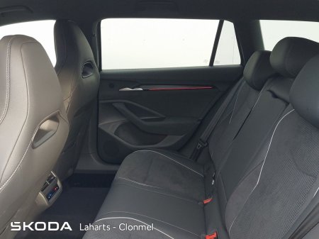 2026 Skoda Superb - photo 11