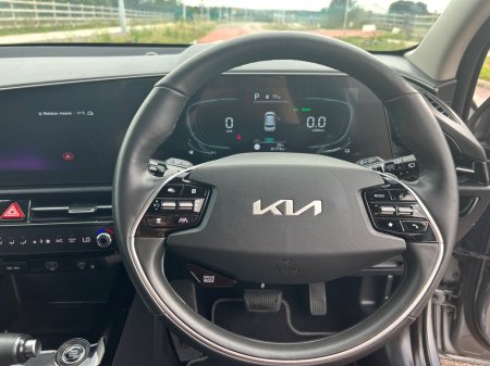 2024 Kia Niro - photo 16