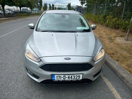 2017 Ford Focus - photo 3