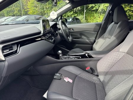 2023 Toyota C-HR - photo 6