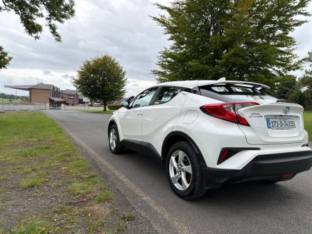 2017 Toyota C-HR - photo 11
