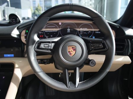 2026 Porsche Taycan - photo 10