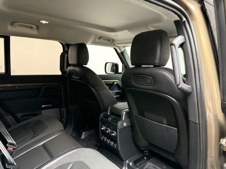 2020 Land Rover Defender - photo 11