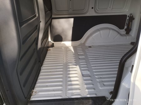 2015 Volkswagen Caddy - photo 16