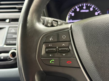 2016 Hyundai i20 - photo 19