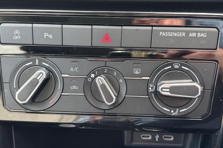 2024 Volkswagen T-Cross - photo 29