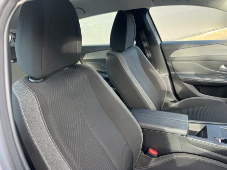 2023 Peugeot 308 - photo 9