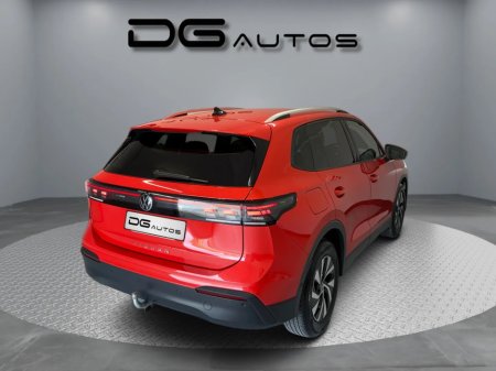2024 Volkswagen Tiguan - photo 4