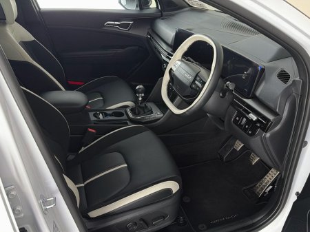 2025 Kia Sportage - photo 20
