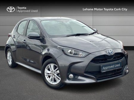 2023 Toyota Yaris YARIS 1.5 HYBRID LUNA