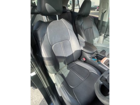 2019 Toyota RAV4 - photo 12