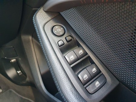 2024 BMW 1-Series - photo 23