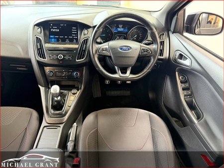 2018 Ford Focus - photo 12